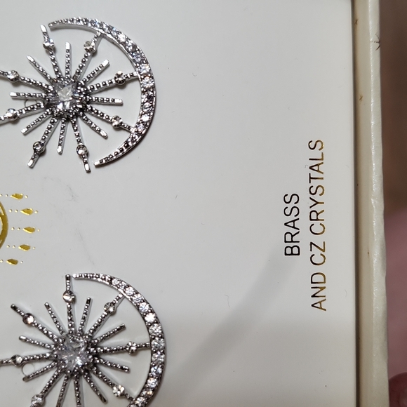 Eye Candy Los Angeles Luxe Collection Crystal Art Deco Drop Earrings - Picture 6 of 7